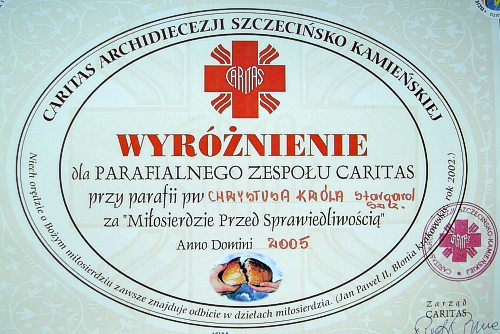 WYRӯNIENIE dla NASZEGO ZESPOU CARITAS otrzymane w 2005 roku...