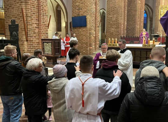 Katechumeni w drodze do sakramentów – trzecie skrutinium